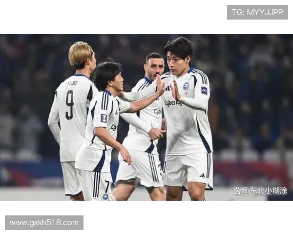 上海申花半场落后町田泽维亚金顺凯开场送点相马勇纪点射破门